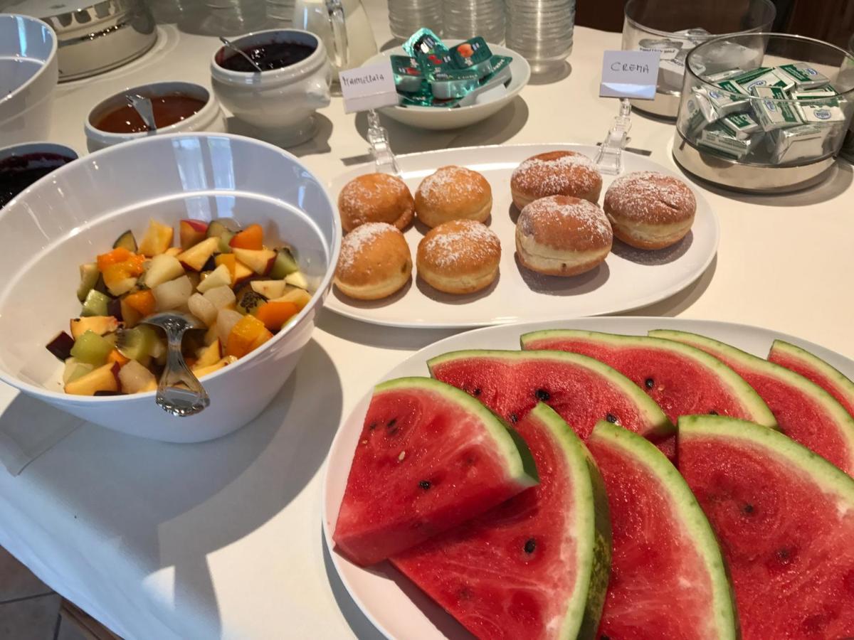 Garni La Dorada Lejlighedshotel Colfosco Eksteriør billede