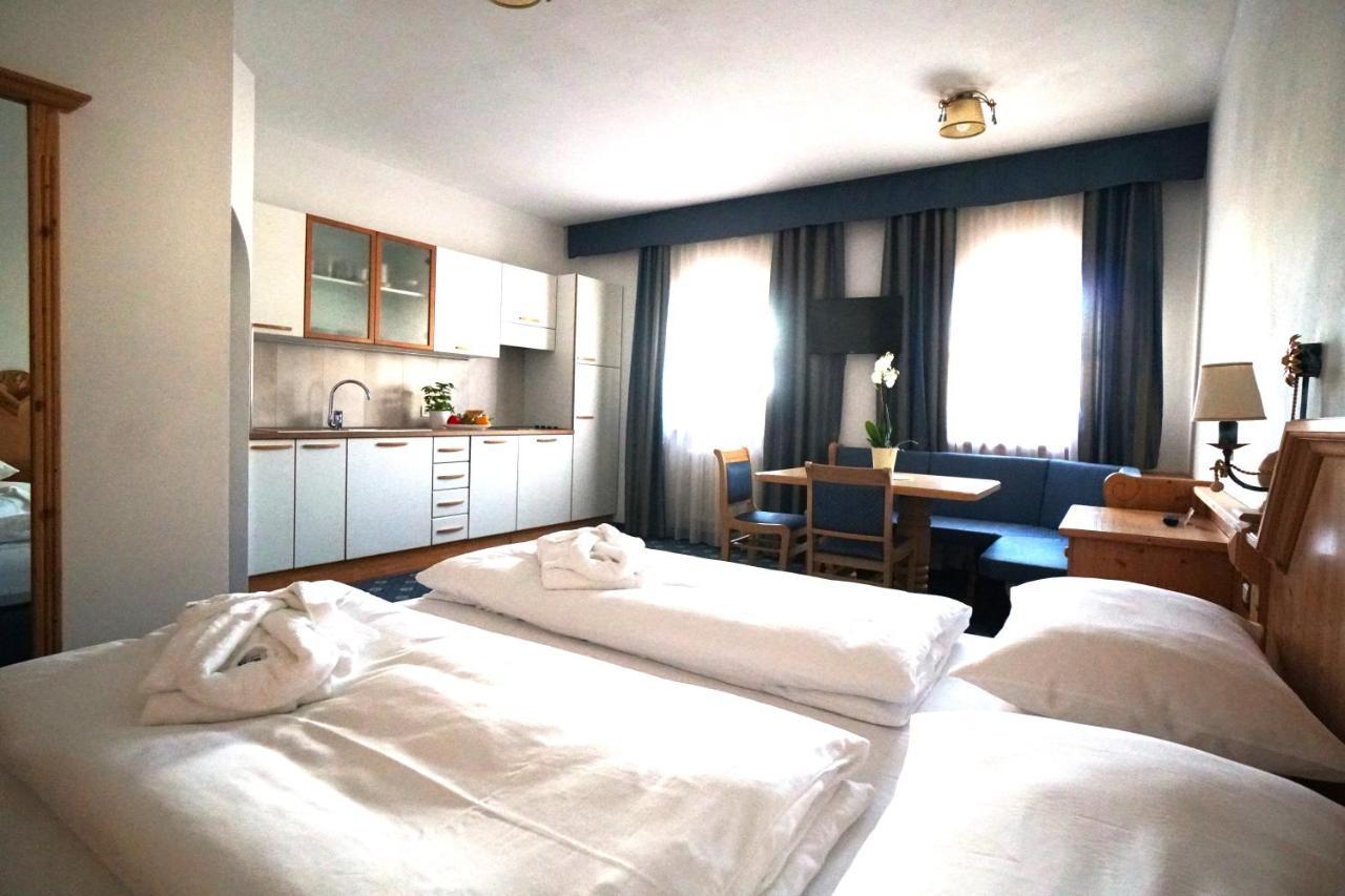 Garni La Dorada Lejlighedshotel Colfosco Eksteriør billede