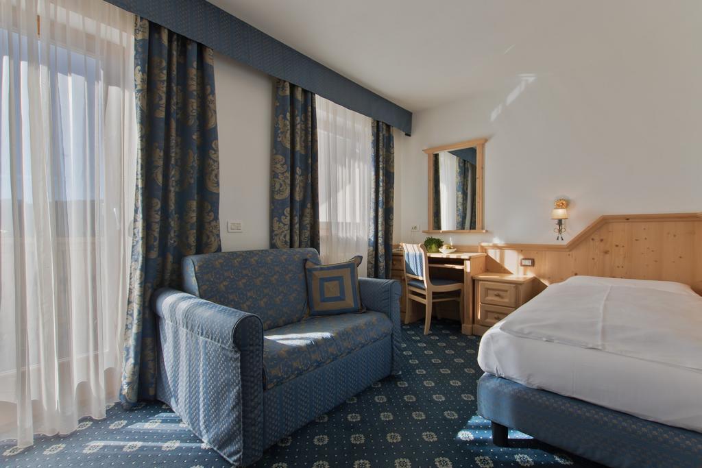 Garni La Dorada Lejlighedshotel Colfosco Eksteriør billede