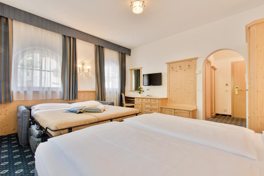 Garni La Dorada Lejlighedshotel Colfosco Eksteriør billede