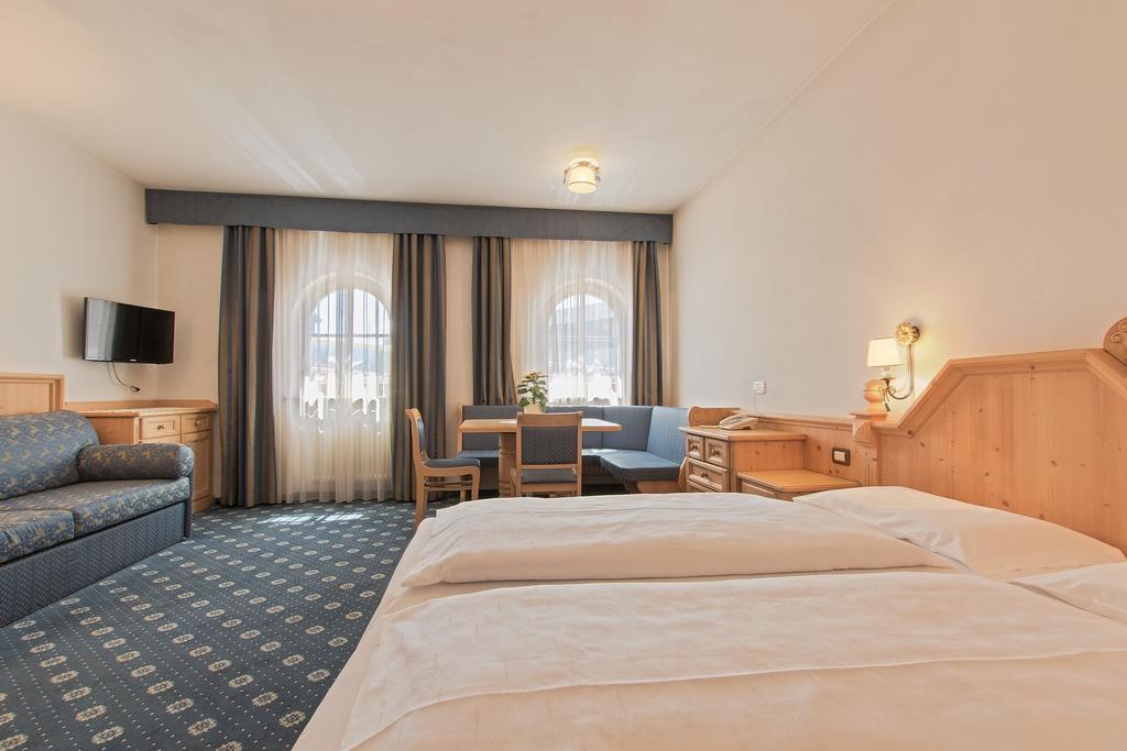 Garni La Dorada Lejlighedshotel Colfosco Eksteriør billede