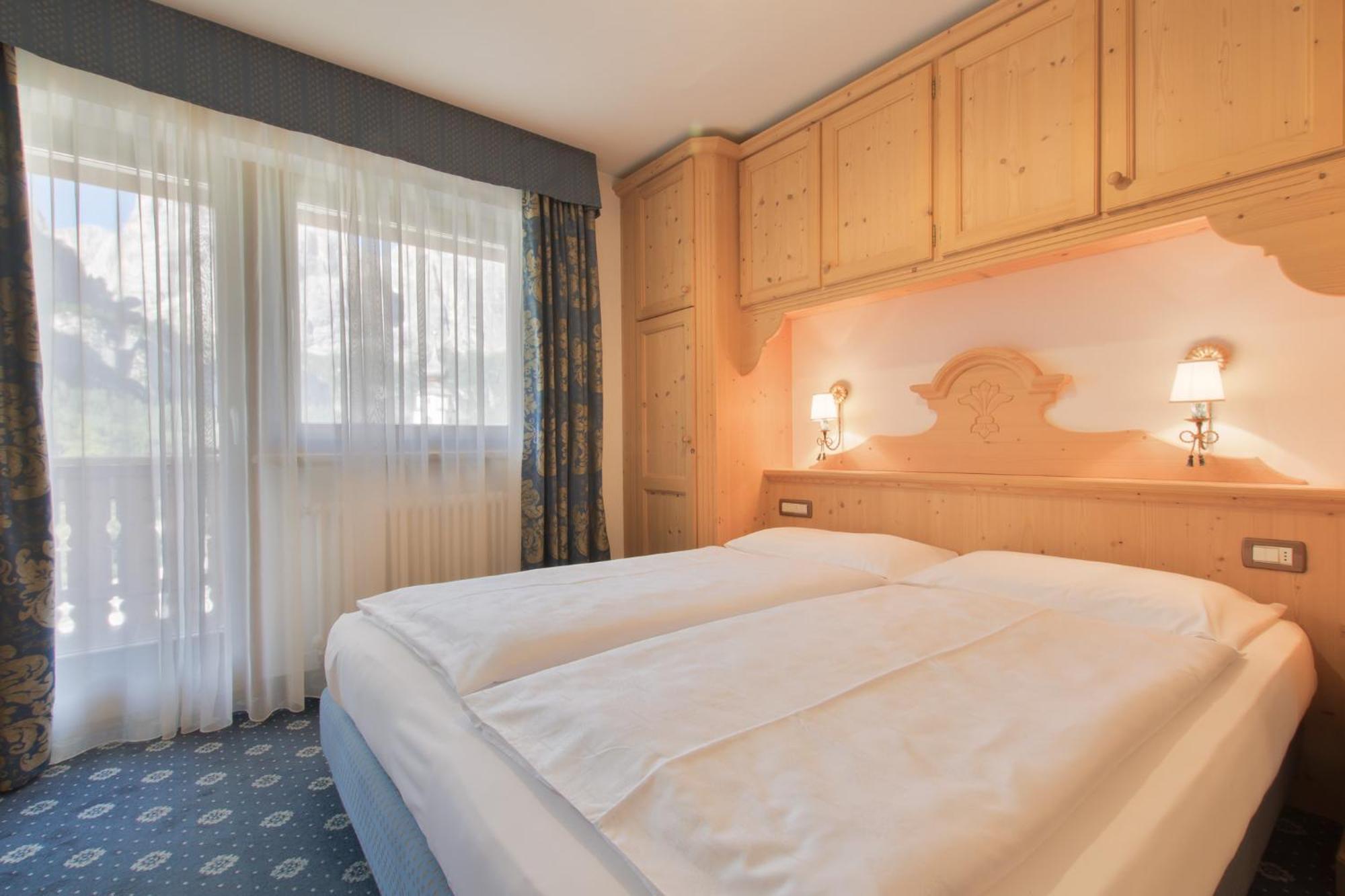 Garni La Dorada Lejlighedshotel Colfosco Eksteriør billede